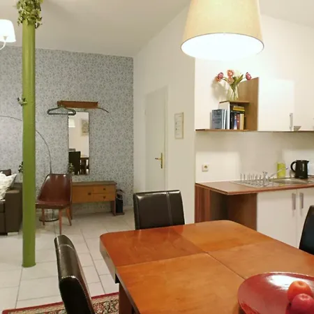 Apartment Fairschlafen | Studio Am Sudplatz *